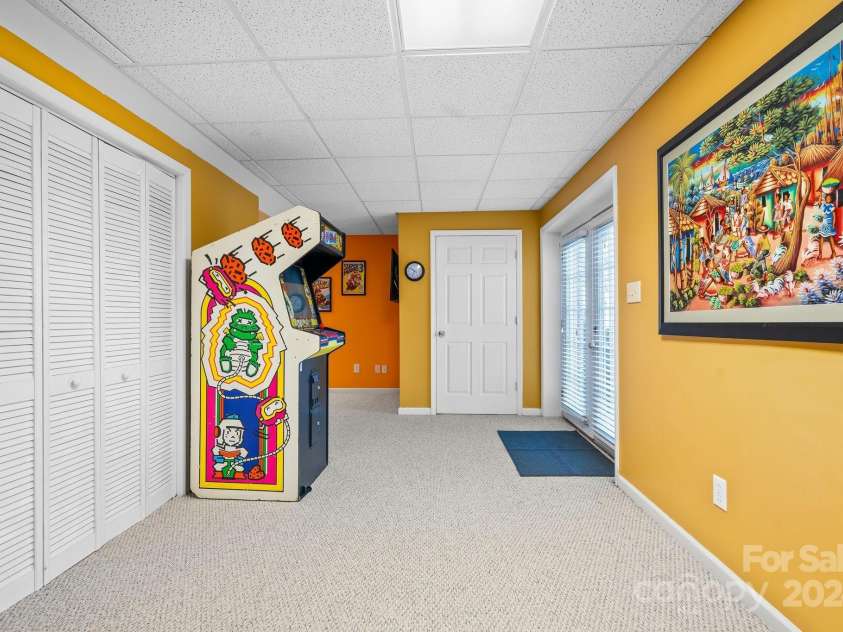104 Clearwater Drive, Morganton, NC 28655.  MLS# CAR4205229, YatesRealty ID 5253. 