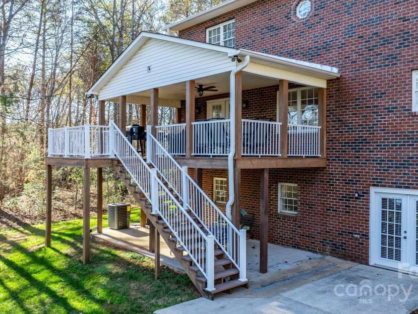 104 Clearwater Drive, Morganton, NC 28655.  MLS# CAR4205229, YatesRealty ID 5253. 