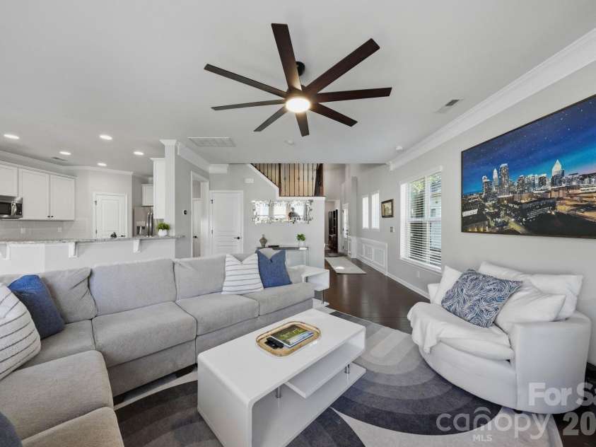 1827 Royal Gorge Avenue, Charlotte, NC 28210.  MLS# CAR4425966, YatesRealty ID 52530. 