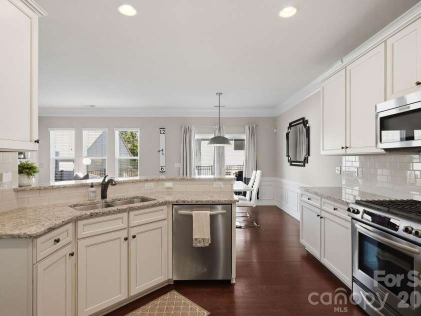 1827 Royal Gorge Avenue, Charlotte, NC 28210.  MLS# CAR4425966, YatesRealty ID 52530. 