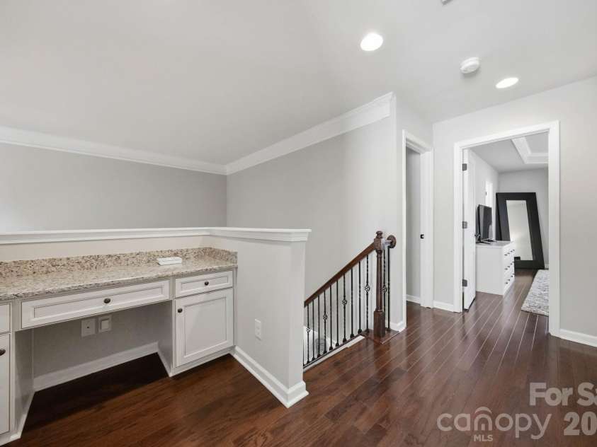 1827 Royal Gorge Avenue, Charlotte, NC 28210.  MLS# CAR4425966, YatesRealty ID 52530. 
