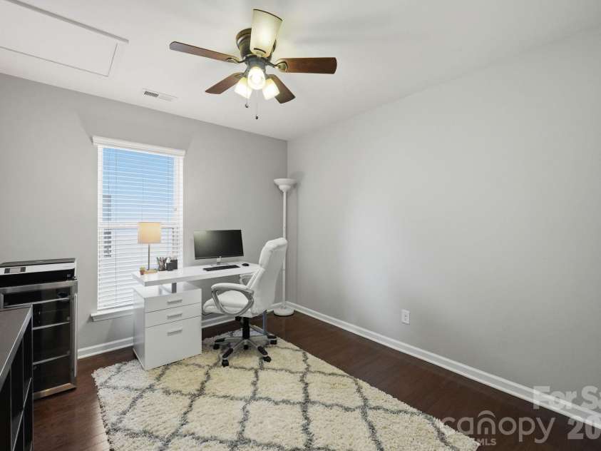 1827 Royal Gorge Avenue, Charlotte, NC 28210.  MLS# CAR4425966, YatesRealty ID 52530. 