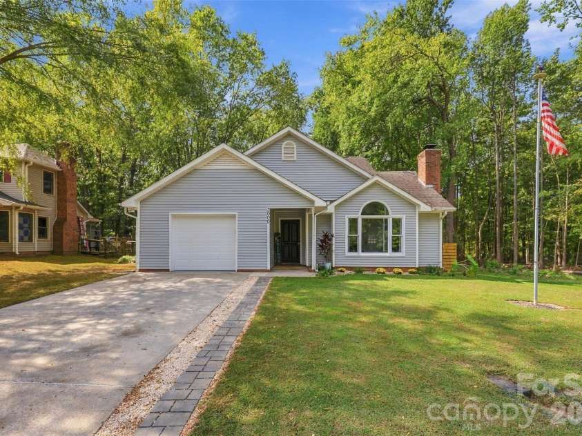 3000 Faircroft Way, Monroe, NC 28110.  MLS# CAR4427543, YatesRealty ID 52533. Welcome home!