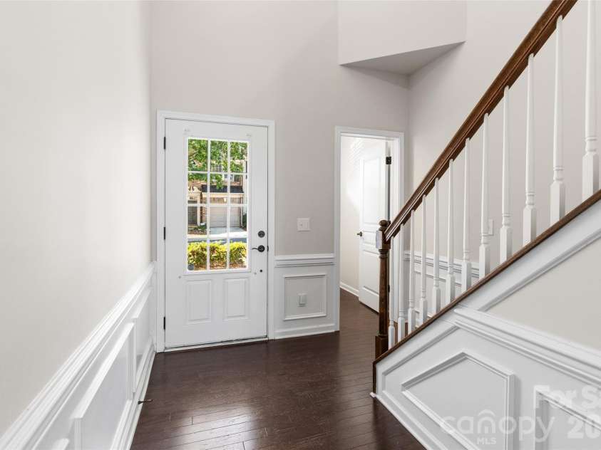6510 Central Pacific Avenue, Charlotte, NC 28210.  MLS# CAR4426678, YatesRealty ID 52534. 