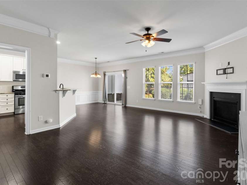 6510 Central Pacific Avenue, Charlotte, NC 28210.  MLS# CAR4426678, YatesRealty ID 52534. 
