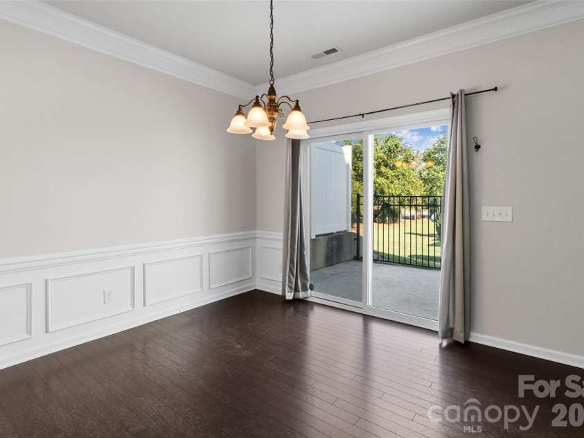 6510 Central Pacific Avenue, Charlotte, NC 28210.  MLS# CAR4426678, YatesRealty ID 52534. 