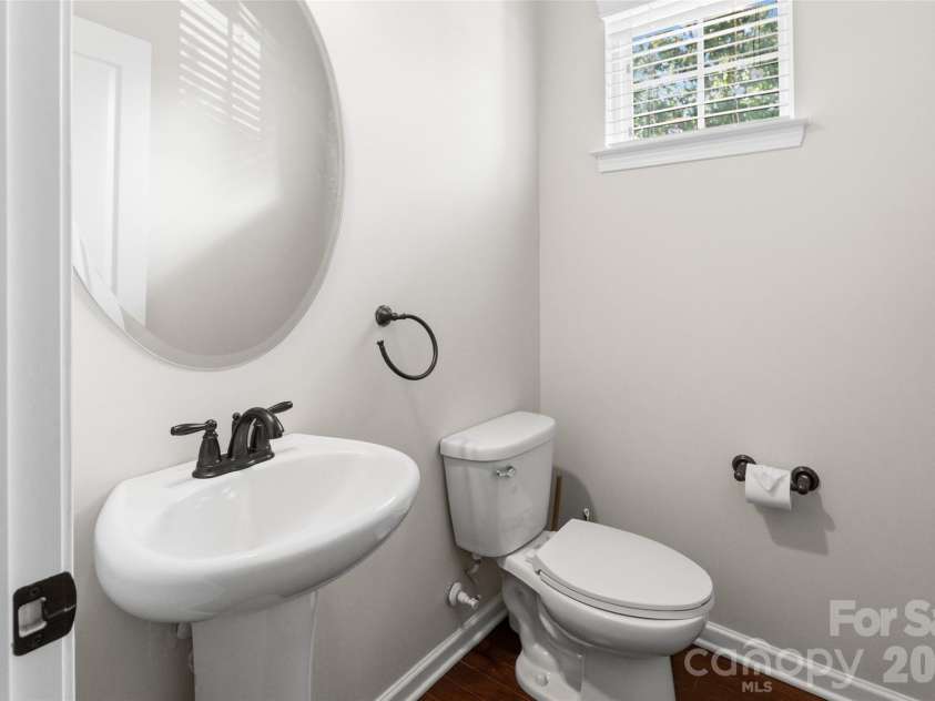 6510 Central Pacific Avenue, Charlotte, NC 28210.  MLS# CAR4426678, YatesRealty ID 52534. 