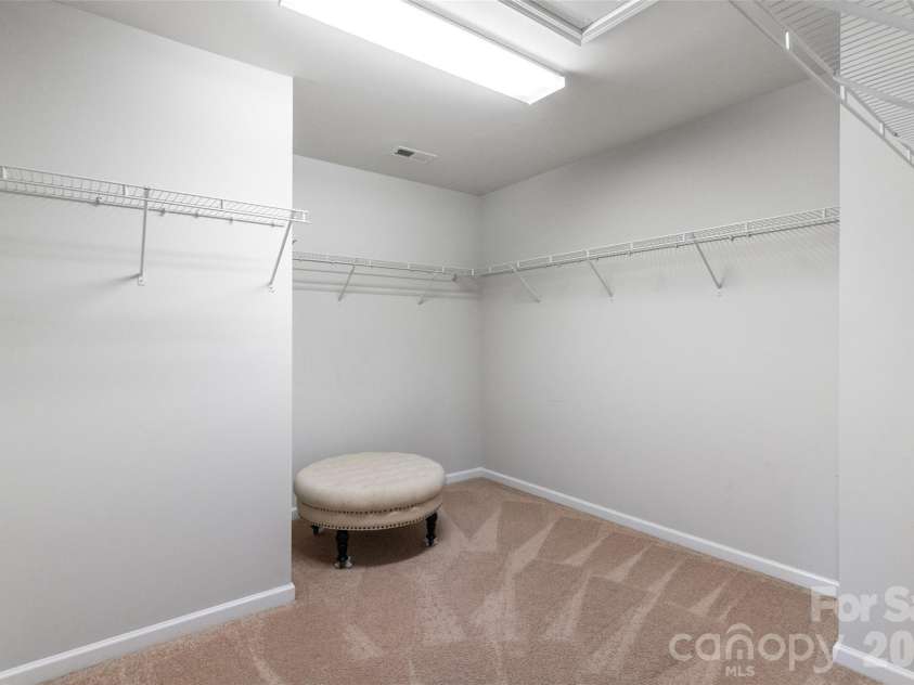 6510 Central Pacific Avenue, Charlotte, NC 28210.  MLS# CAR4426678, YatesRealty ID 52534. 