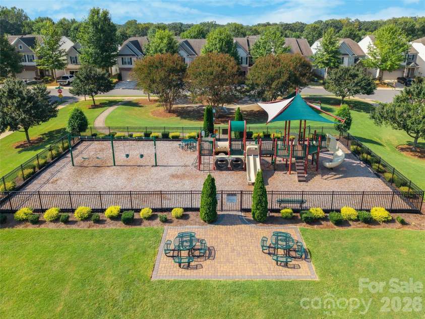 6510 Central Pacific Avenue, Charlotte, NC 28210.  MLS# CAR4426678, YatesRealty ID 52534. 