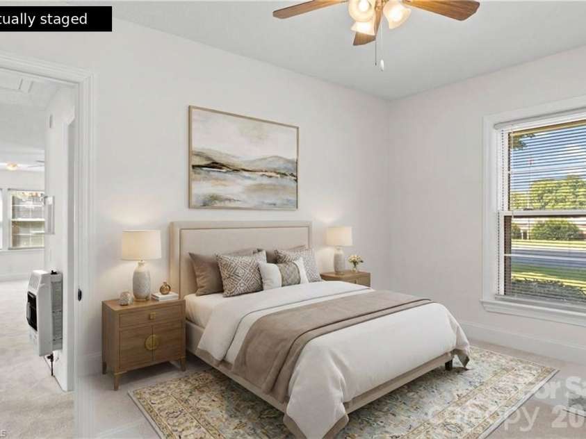 1248 Bolton Street, Winston Salem, NC 27103.  MLS# CAR4425431, YatesRealty ID 52536. Virtually staged