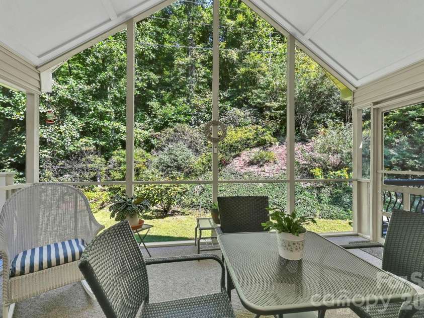 4311 Cove Loop Road, Hendersonville, NC 28739.  MLS# CAR4427450, YatesRealty ID 52539. 