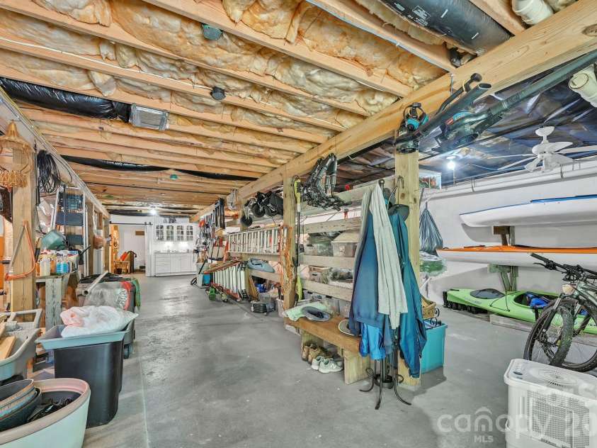 4311 Cove Loop Road, Hendersonville, NC 28739.  MLS# CAR4427450, YatesRealty ID 52539. 