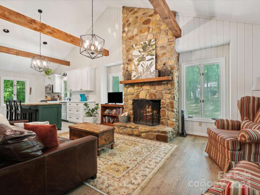 150 Kirkwood Place, Spartanburg, SC 29306.  MLS# CAR4154201, YatesRealty ID 5254. 