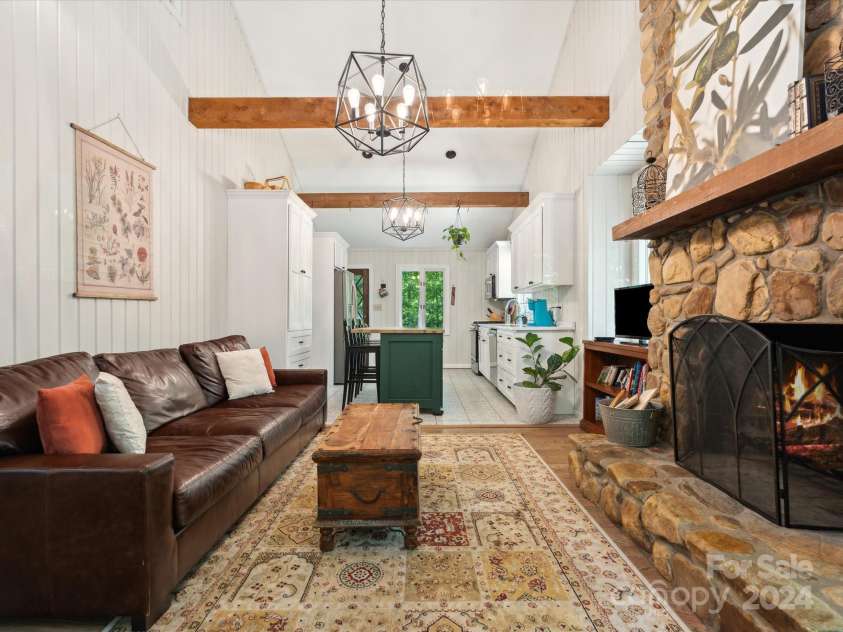 150 Kirkwood Place, Spartanburg, SC 29306.  MLS# CAR4154201, YatesRealty ID 5254. 