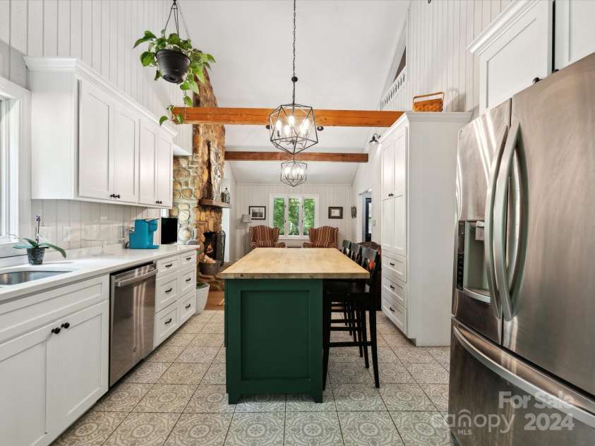 150 Kirkwood Place, Spartanburg, SC 29306.  MLS# CAR4154201, YatesRealty ID 5254. 