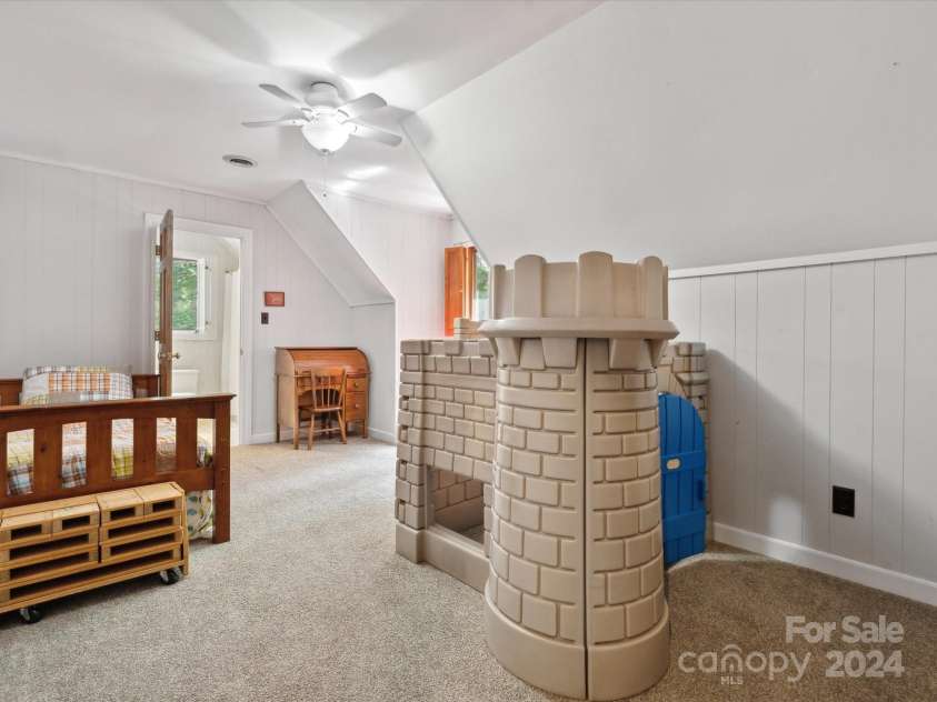 150 Kirkwood Place, Spartanburg, SC 29306.  MLS# CAR4154201, YatesRealty ID 5254. 