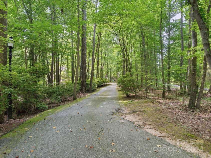 150 Kirkwood Place, Spartanburg, SC 29306.  MLS# CAR4154201, YatesRealty ID 5254. 