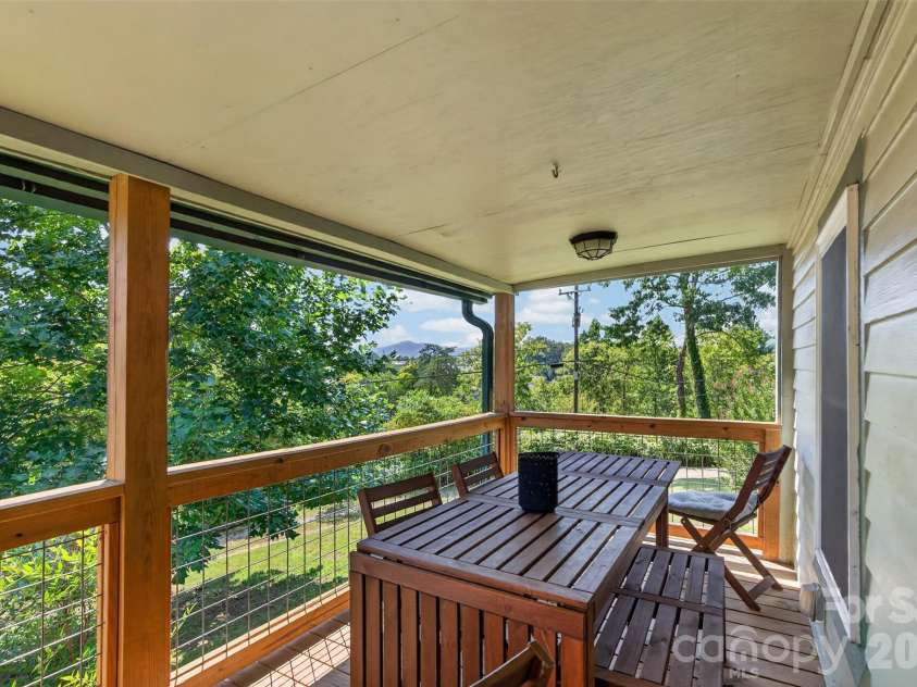 266 Starnes Cove Road, Candler, NC 28715.  MLS# CAR4425562, YatesRealty ID 52542. 