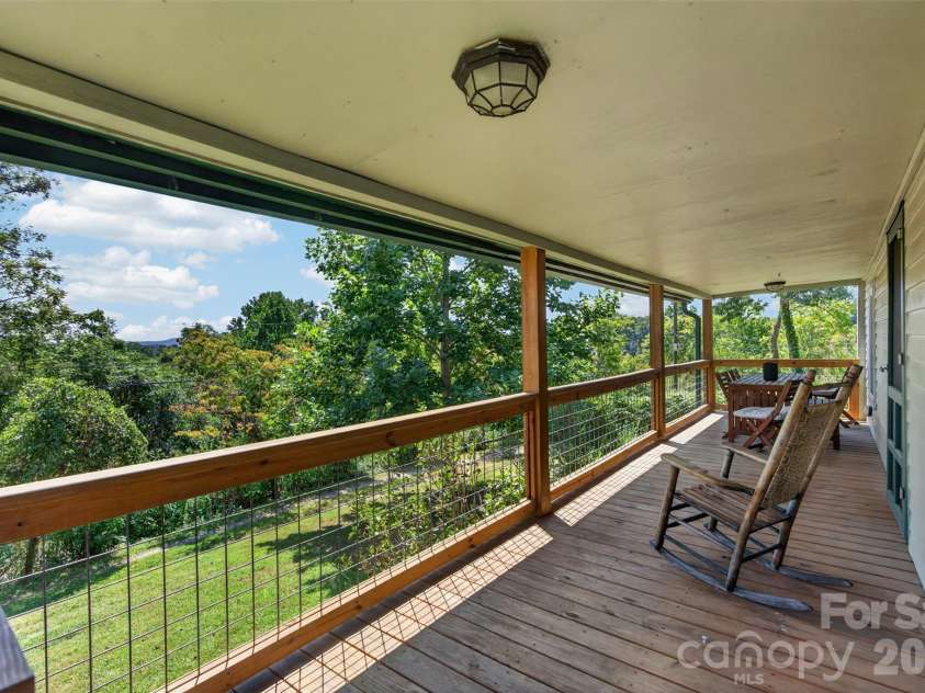 266 Starnes Cove Road, Candler, NC 28715.  MLS# CAR4425562, YatesRealty ID 52542. 