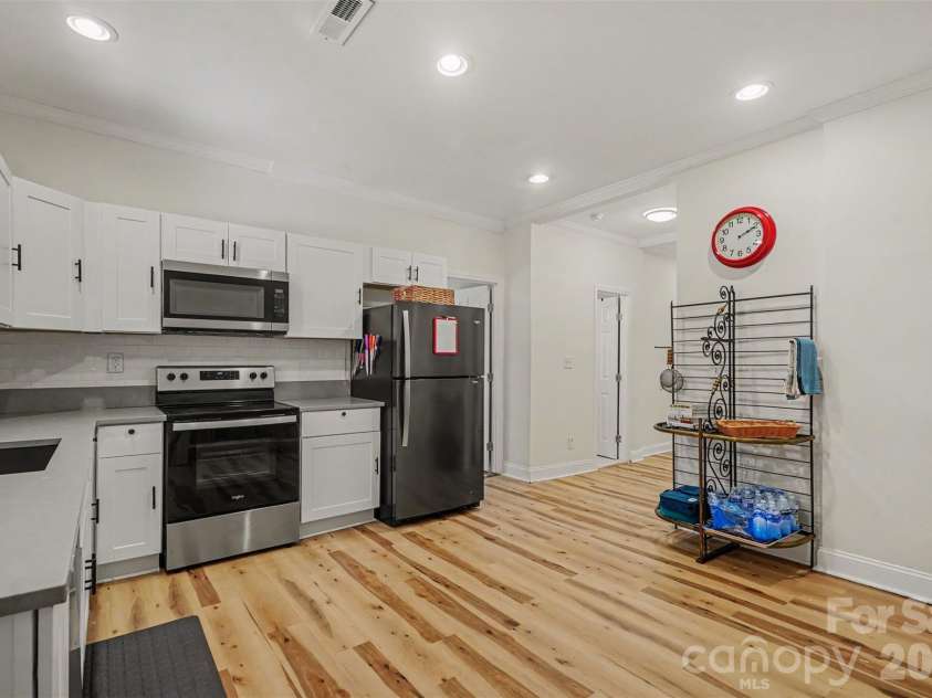 317 Mccardell Street, Lancaster, SC 29720.  MLS# CAR4423164, YatesRealty ID 52544. 