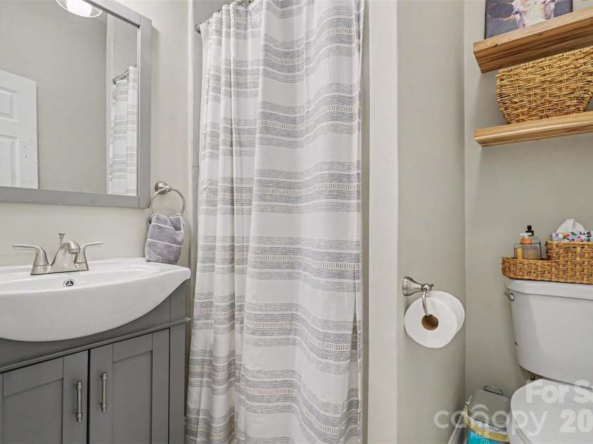 317 Mccardell Street, Lancaster, SC 29720.  MLS# CAR4423164, YatesRealty ID 52544. 