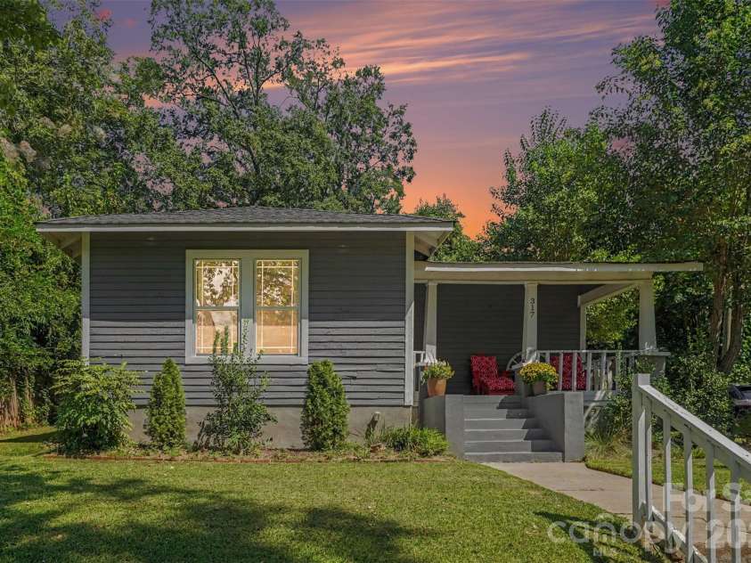 317 Mccardell Street, Lancaster, SC 29720.  MLS# CAR4423164, YatesRealty ID 52544. 