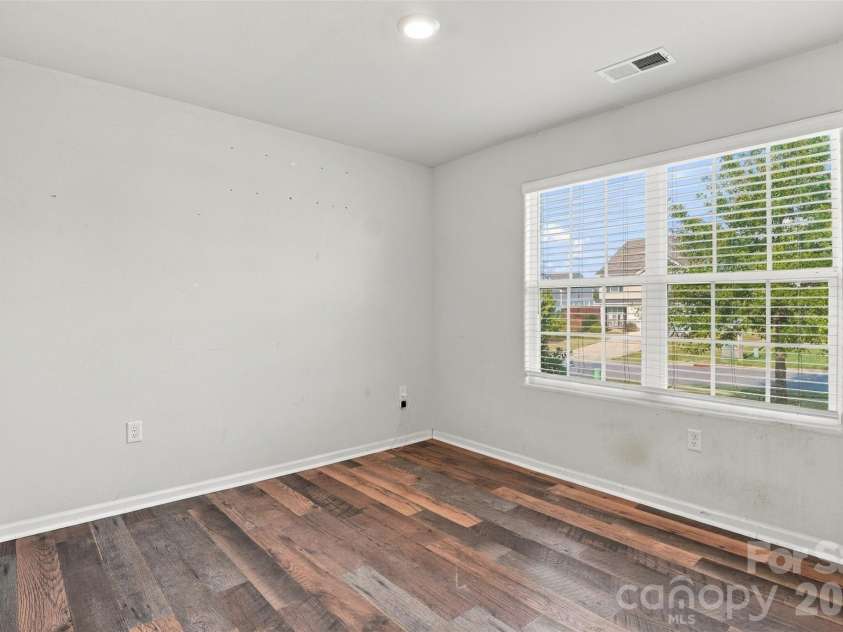 433 Belcaro Drive, Kings Mountain, NC 28086.  MLS# CAR4425729, YatesRealty ID 52545. 