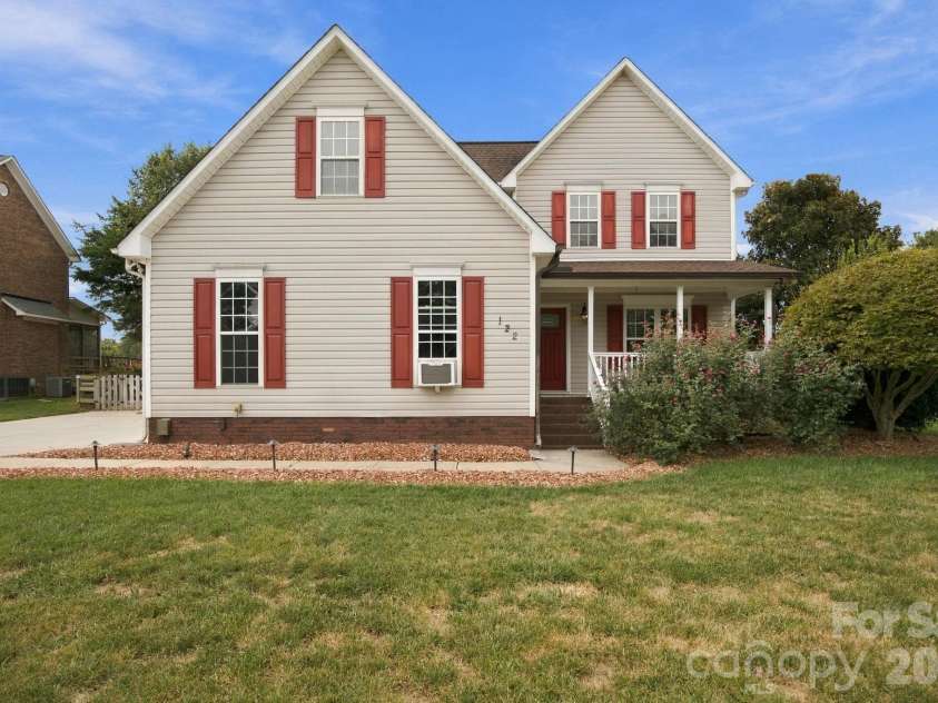 122 Wood Duck Loop, Mooresville, NC 28117.  MLS# CAR4403959, YatesRealty ID 52546. 