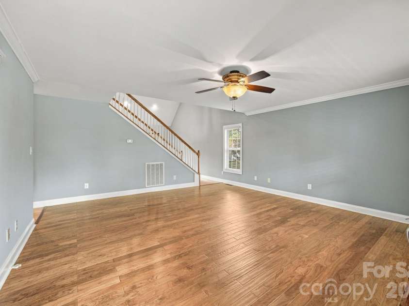 122 Wood Duck Loop, Mooresville, NC 28117.  MLS# CAR4403959, YatesRealty ID 52546. 