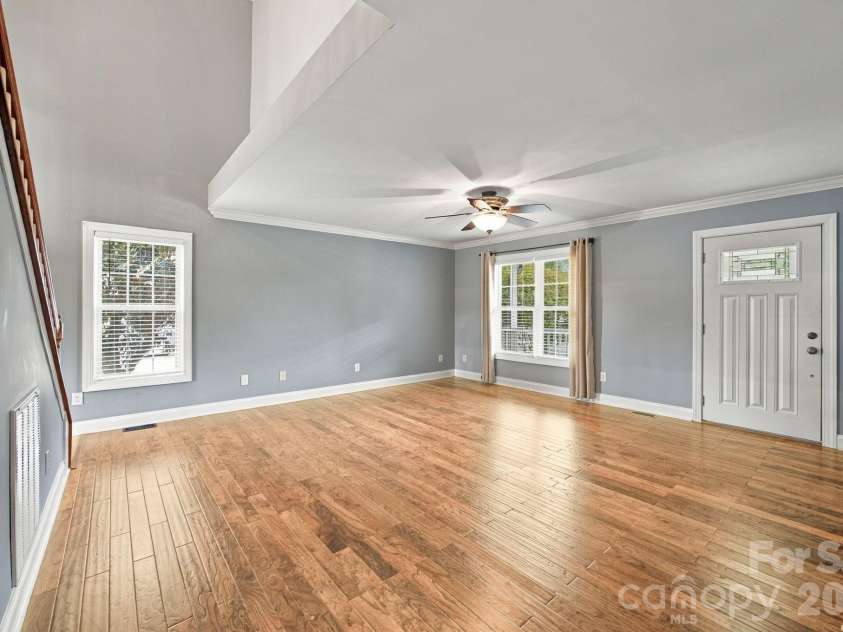 122 Wood Duck Loop, Mooresville, NC 28117.  MLS# CAR4403959, YatesRealty ID 52546. 
