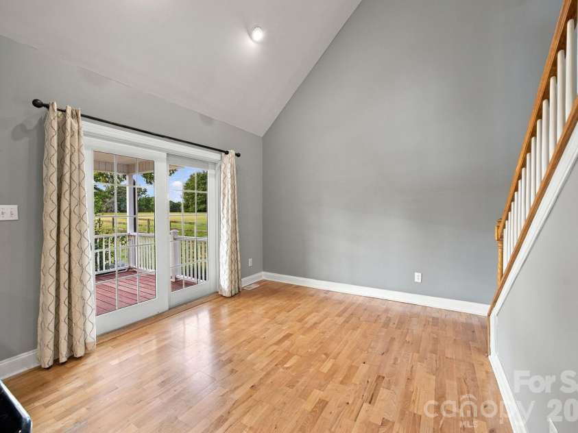 122 Wood Duck Loop, Mooresville, NC 28117.  MLS# CAR4403959, YatesRealty ID 52546. 