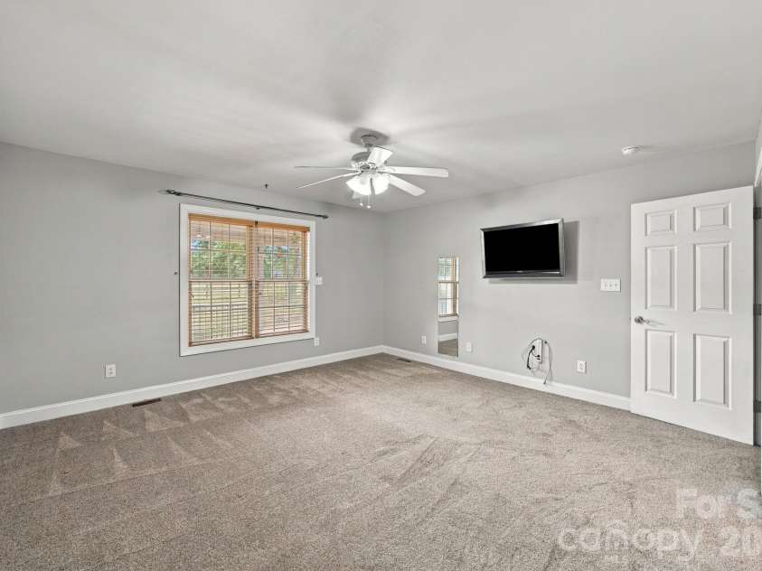 122 Wood Duck Loop, Mooresville, NC 28117.  MLS# CAR4403959, YatesRealty ID 52546. 