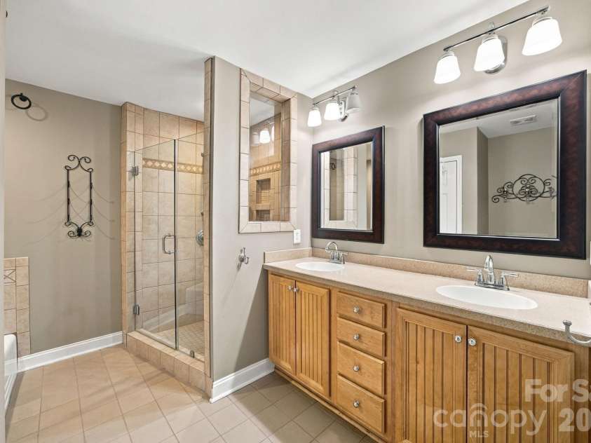 122 Wood Duck Loop, Mooresville, NC 28117.  MLS# CAR4403959, YatesRealty ID 52546. 