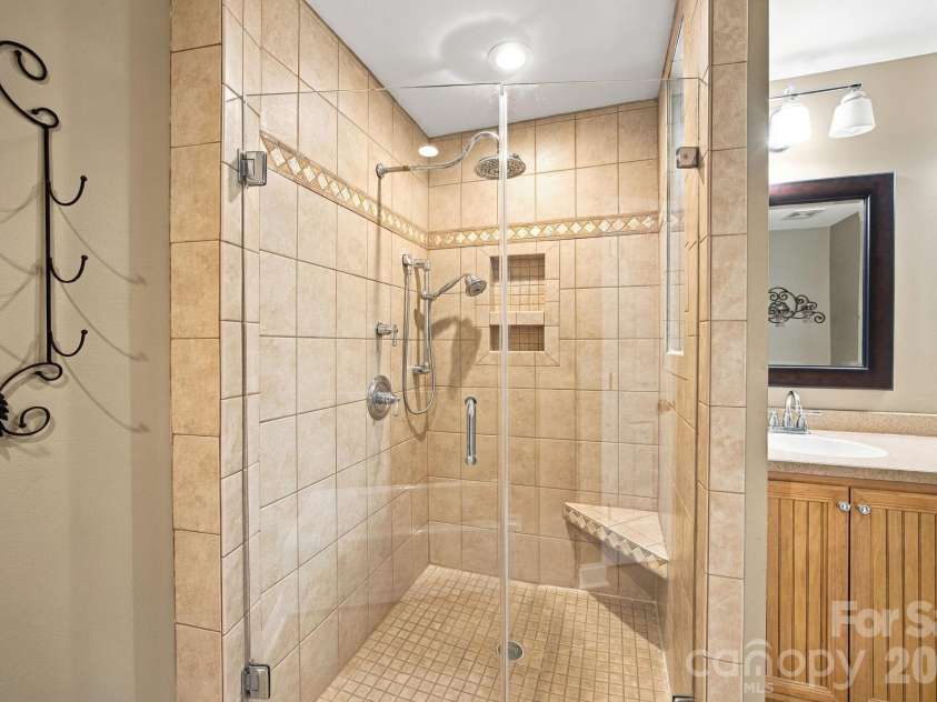 122 Wood Duck Loop, Mooresville, NC 28117.  MLS# CAR4403959, YatesRealty ID 52546. 