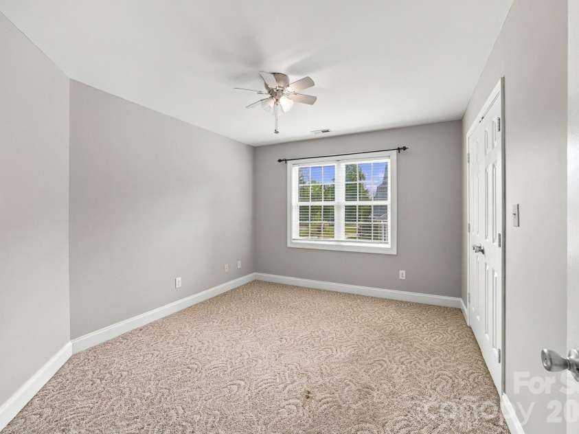 122 Wood Duck Loop, Mooresville, NC 28117.  MLS# CAR4403959, YatesRealty ID 52546. 