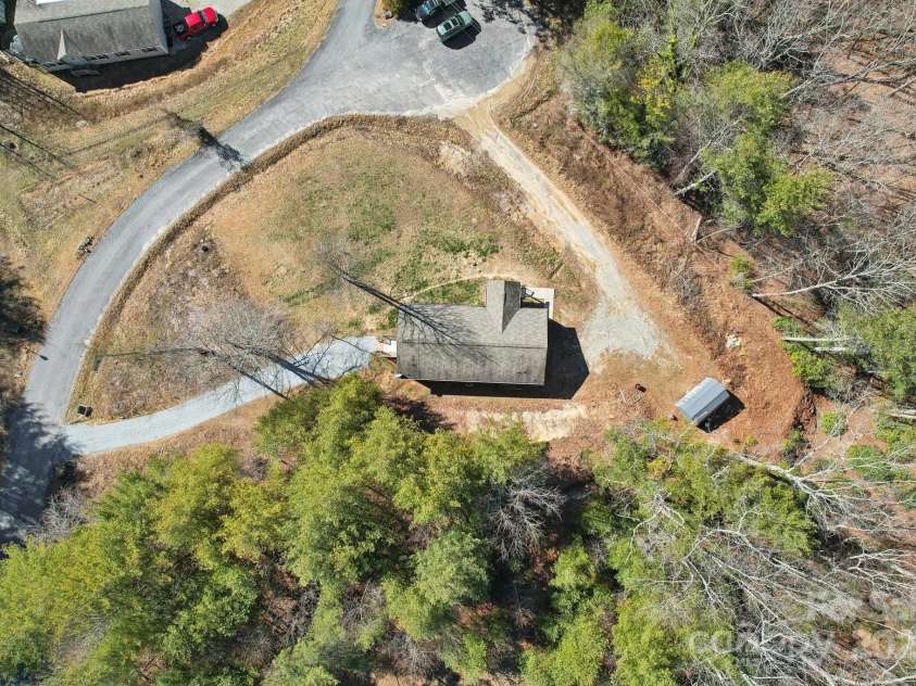 296 Sentelle Lane, Hendersonville, NC 28739.  MLS# CAR4226674, YatesRealty ID 5255. 