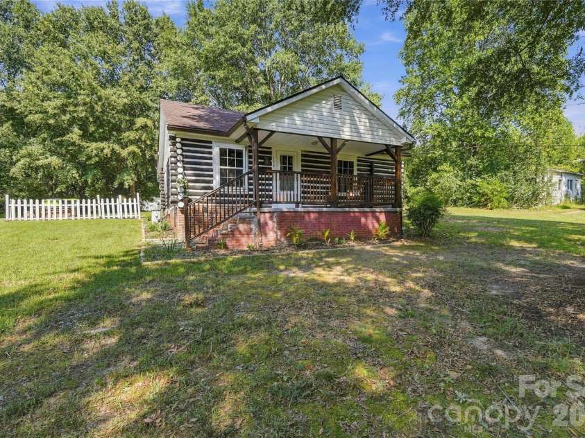 114 Beacon Hill Road, Ellenboro, NC 28040.  MLS# CAR4427784, YatesRealty ID 52550. 