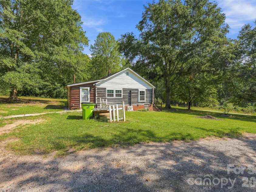 114 Beacon Hill Road, Ellenboro, NC 28040.  MLS# CAR4427784, YatesRealty ID 52550. 