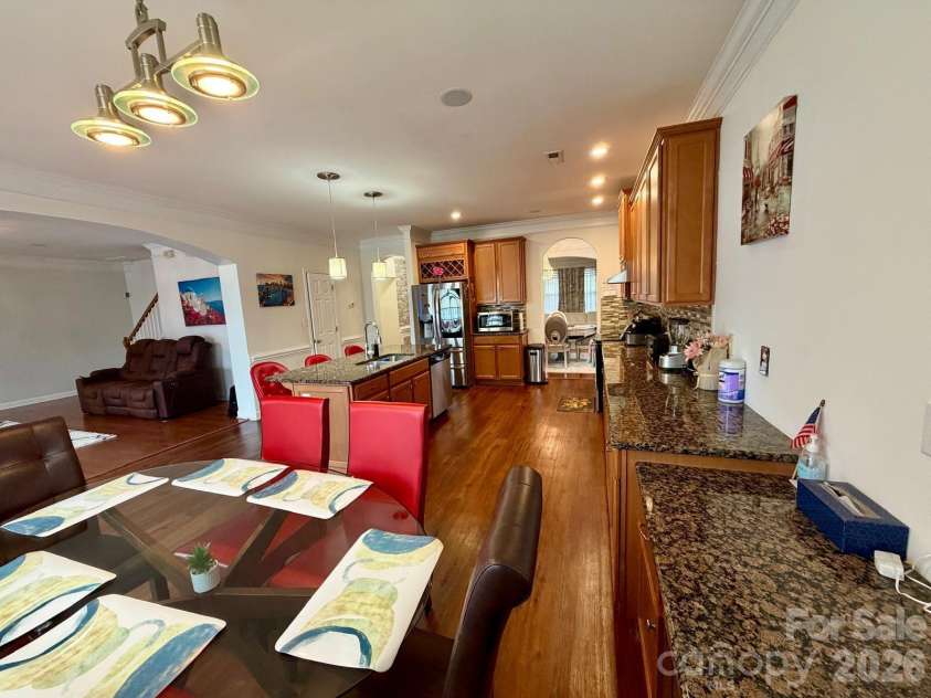 6603 Burkwood Court, Harrisburg, NC 28075.  MLS# CAR4427769, YatesRealty ID 52552. Kitchen/Breakfast