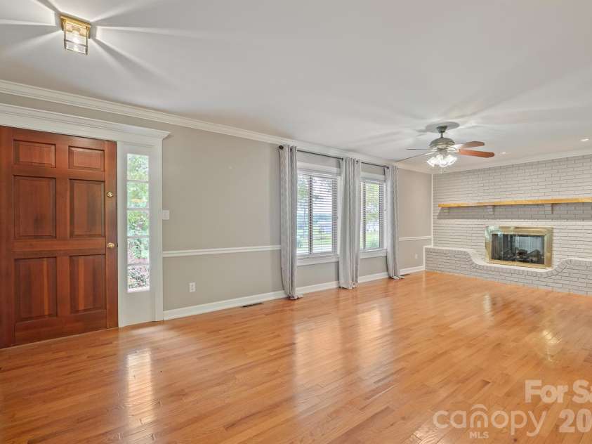 1953 Crestdale Lane, Newton, NC 28658.  MLS# CAR4426464, YatesRealty ID 52554. 