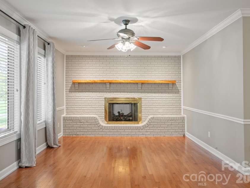 1953 Crestdale Lane, Newton, NC 28658.  MLS# CAR4426464, YatesRealty ID 52554. 