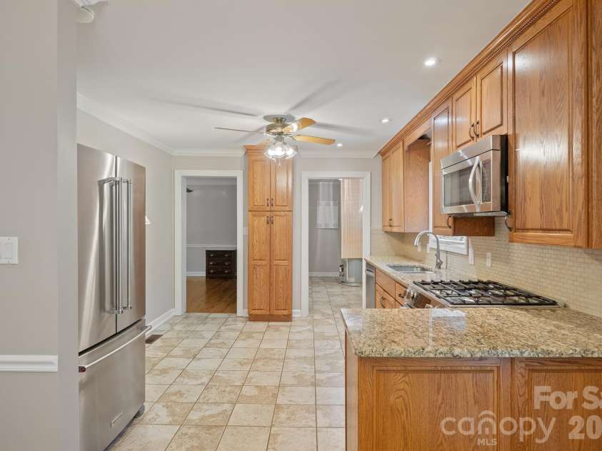 1953 Crestdale Lane, Newton, NC 28658.  MLS# CAR4426464, YatesRealty ID 52554. 