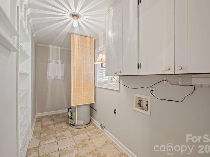 1953 Crestdale Lane, Newton, NC 28658.  MLS# CAR4426464, YatesRealty ID 52554. 