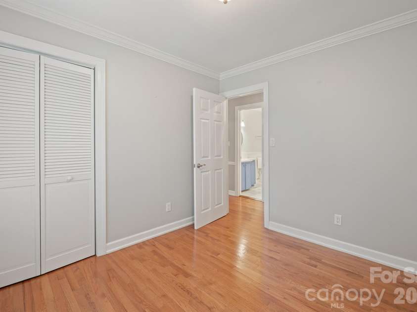 1953 Crestdale Lane, Newton, NC 28658.  MLS# CAR4426464, YatesRealty ID 52554. 