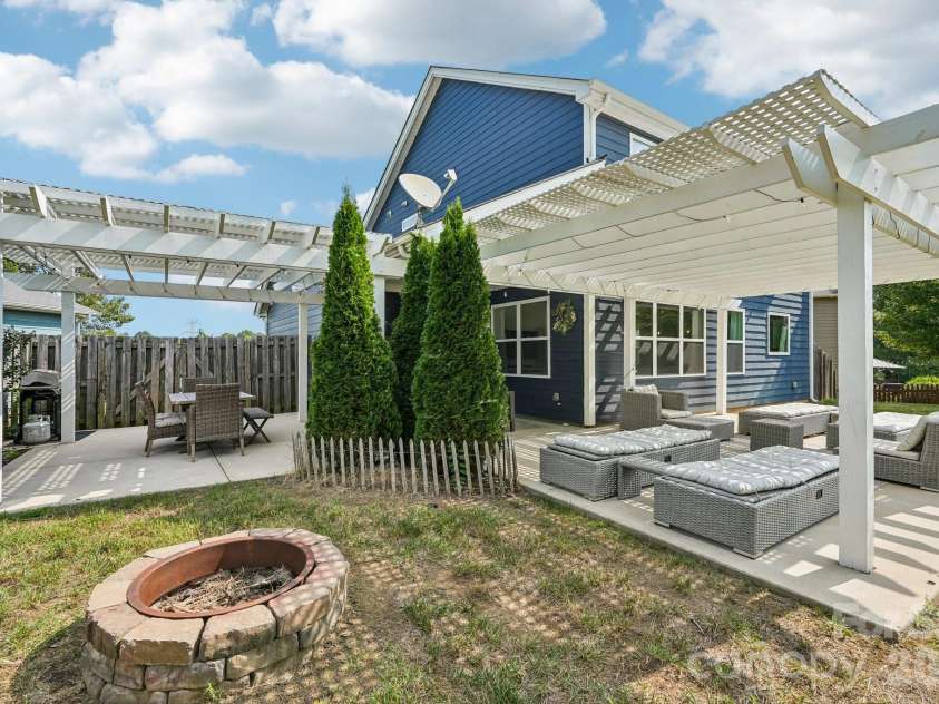 10341 Fresh Water Court, Concord, NC 28027.  MLS# CAR4427288, YatesRealty ID 52555. 