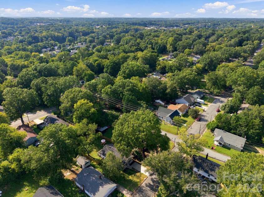523 Gibson Drive, Concord, NC 28025.  MLS# CAR4426463, YatesRealty ID 52556. 