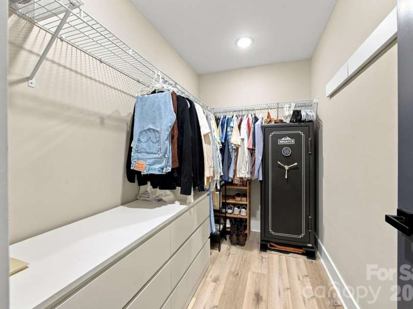 523 Gibson Drive, Concord, NC 28025.  MLS# CAR4426463, YatesRealty ID 52556. Primary Closet