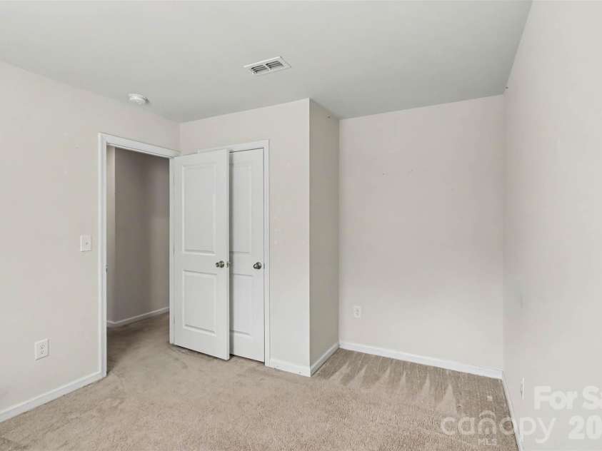 4112 Bowline Drive, Charlotte, NC 28269.  MLS# CAR4426572, YatesRealty ID 52559. Bedroom #4