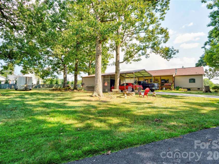 503-1 Stagecoach Trail, Cherryville, NC 28021.  MLS# CAR4427366, YatesRealty ID 52560. Back Right