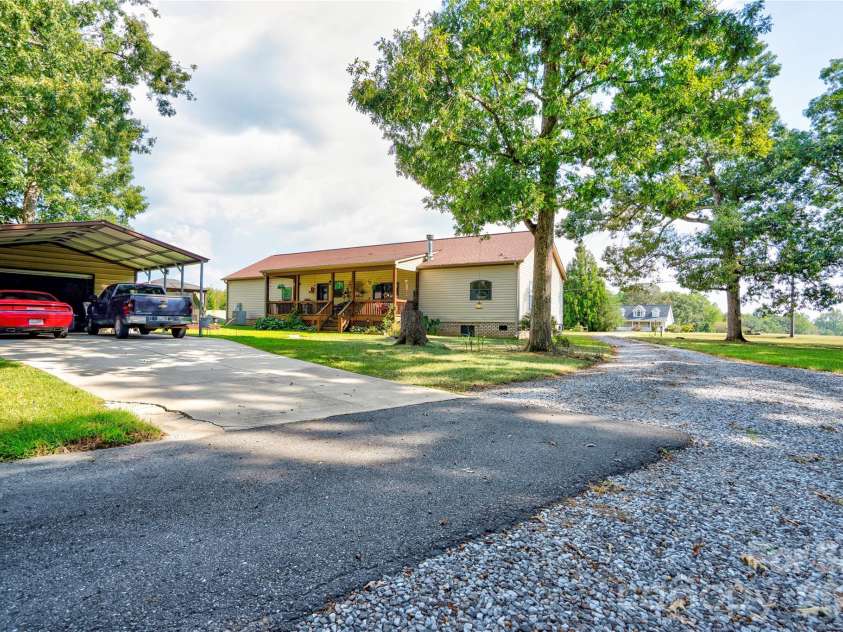 503-1 Stagecoach Trail, Cherryville, NC 28021.  MLS# CAR4427366, YatesRealty ID 52560. Back Right
